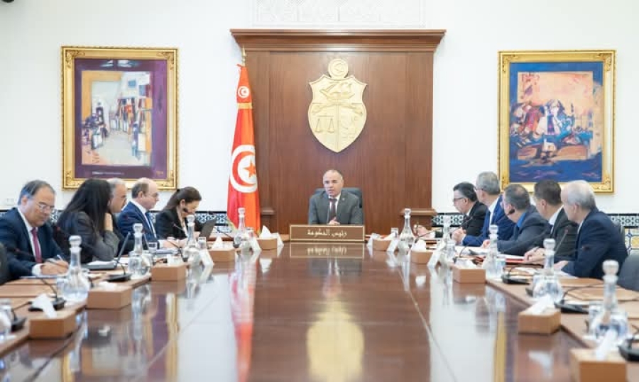 مجلس وزاري مضيّق حول مشروع قانون يتعلّق بمصادرة الأموال المكتسبة بطريقة غير مشروعة واسترجاعها والتصرّف فيها.